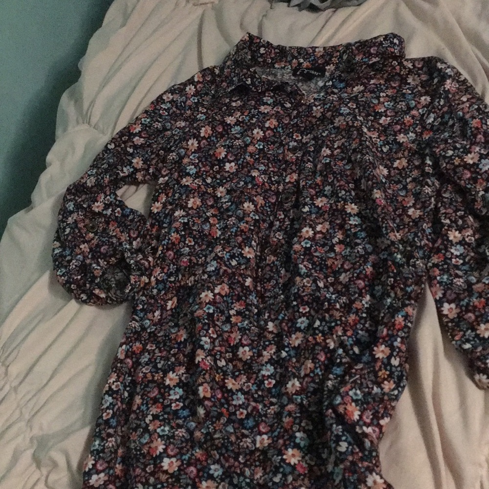 A very nice party floral outfit